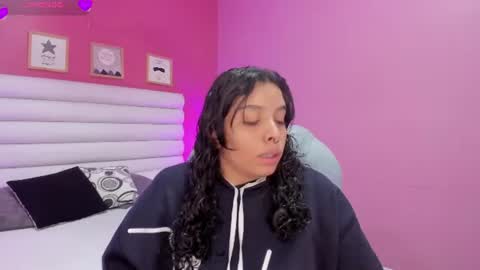 violet_sinclair online show from July 16, 2026, 11:27 am