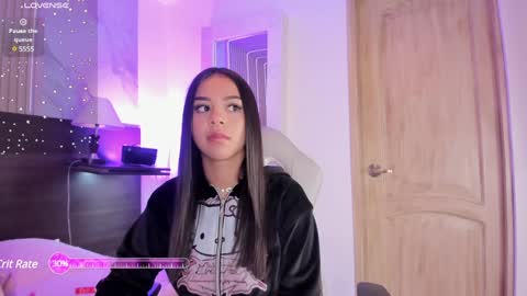 Snapshot of violet_spencer chatting on January 27, 2025, 10:38 pm Violeta online show from January 27, 2025, 10:38 pm