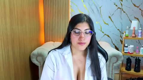 Violet online show from July 1, 2026, 8:30 pm