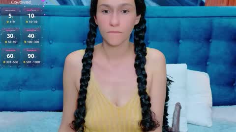 Snapshot of violeta_0426 chatting on February 26, 2026, 2:43 am Violeta online show from February 26, 2026, 2:43 am