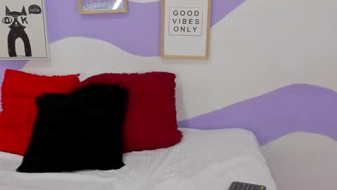 violeta_1404 online show from October 25, 2025, 11:40 am