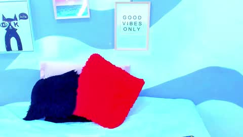 violeta_1404 online show from December 3, 2025, 12:58 pm