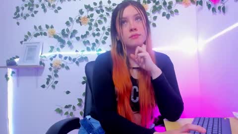 Snapshot of violeta_cutee chatting on February 24, 2026, 7:12 pm Violeta online show from February 24, 2026, 7:12 pm