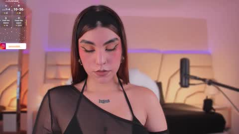 Snapshot of violeta_marquez chatting on November 22, 2025, 11:31 am violeta_marquez online show from November 22, 2025, 11:31 am