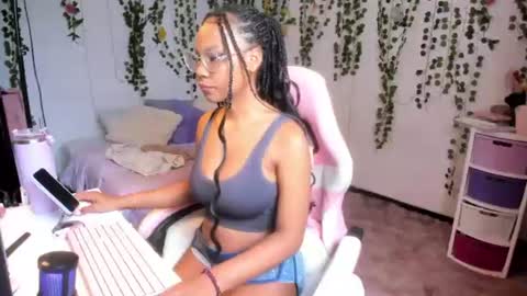 Snapshot of violeta_miler_ chatting on June 26, 2026, 5:28 pm Violeta online show from June 26, 2026, 5:28 pm