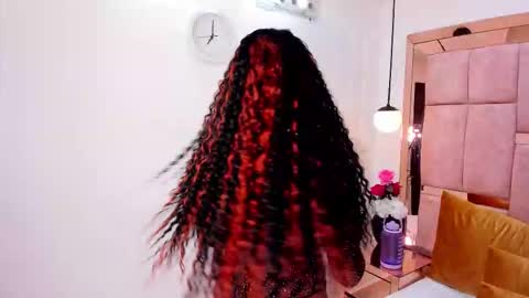 Snapshot of violeta_ruizz chatting on January 8, 2026, 2:19 pm Violeta Ruiz online show from January 8, 2026, 2:19 pm