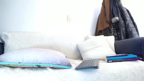 Snapshot of violetagomez_co chatting on December 27, 2024, 12:01 pm Violeta Gmez online show from December 27, 2024, 12:01 pm