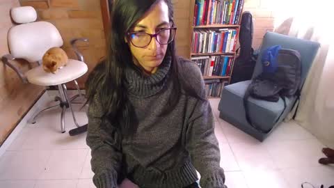 Snapshot of violetagomez_co chatting on September 23, 2025, 2:53 pm Violeta Gmez online show from September 23, 2025, 2:53 pm