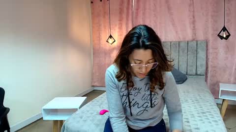 VIOLETA online show from January 15, 2025, 1:09 pm