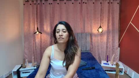 VIOLETA online show from September 9, 2025, 5:01 pm