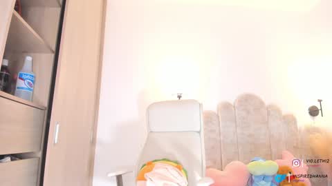 violeth___ online show from February 7, 2025, 2:15 pm