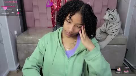 violeth_b online show from February 26, 2026, 12:48 pm