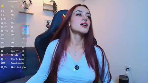 Snapshot of violeth_rosse_ chatting on December 19, 2025, 10:39 pm violeth_rosse_ online show from December 19, 2025, 10:39 pm