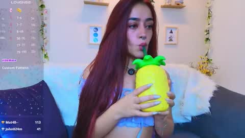 Snapshot of violeth_rosse_ chatting on March 7, 2026, 1:13 am violeth_rosse_ online show from March 7, 2026, 1:13 am