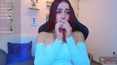Snapshot of violeth_rosse_ chatting on March 25, 2026, 1:00 am violeth_rosse_ online show from March 25, 2026, 1:00 am