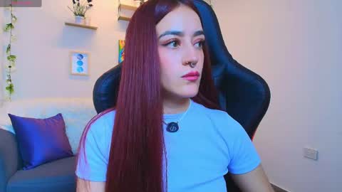 Snapshot of violeth_rosse_ chatting on April 21, 2026, 1:42 am violeth_rosse_ online show from April 21, 2026, 1:42 am