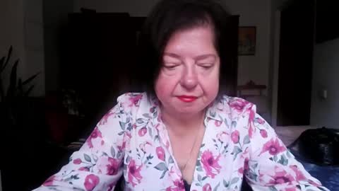 Snapshot of violetpulse chatting on October 18, 2025, 8:04 am violetpulse online show from October 18, 2025, 8:04 am