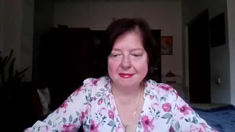 Snapshot of violetpulse chatting on November 7, 2025, 9:42 am violetpulse online show from November 7, 2025, 9:42 am