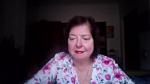 Snapshot of violetpulse chatting on November 10, 2025, 10:47 am violetpulse online show from November 10, 2025, 10:47 am