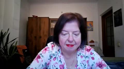 Snapshot of violetpulse chatting on November 24, 2025, 9:09 am violetpulse online show from November 24, 2025, 9:09 am