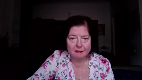 Snapshot of violetpulse chatting on November 26, 2025, 12:28 pm violetpulse online show from November 26, 2025, 12:28 pm