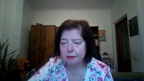 Snapshot of violetpulse chatting on December 1, 2025, 9:47 am violetpulse online show from December 1, 2025, 9:47 am