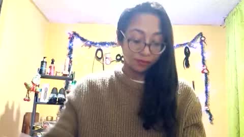 Violet777  online show from November 30, 2025, 3:21 am