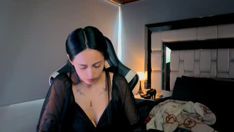 Snapshot of violetskinny chatting on March 3, 2026, 7:42 pm violetskinny online show from March 3, 2026, 7:42 pm