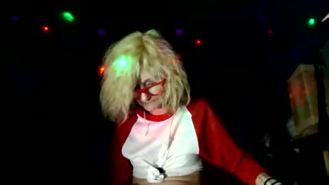 violetsprings7 online show from March 29, 2026, 12:05 pm