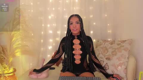 Snapshot of violett23_ chatting on September 20, 2025, 4:02 am violett23_ online show from September 20, 2025, 4:02 am