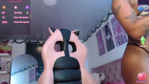 Snapshot of violett_brown9 chatting on April 14, 2026, 5:13 am violett_brown9 online show from April 14, 2026, 5:13 am