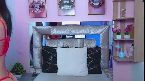 Snapshot of violett_froz chatting on January 14, 2026, 7:19 pm Violeta froz online show from January 14, 2026, 7:19 pm