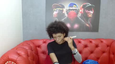 Snapshot of violett_salvatore chatting on January 14, 2026, 3:50 pm V I O L E T T E online show from January 14, 2026, 3:50 pm