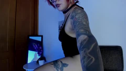 violett_sykes online show from April 11, 2026, 6:18 am