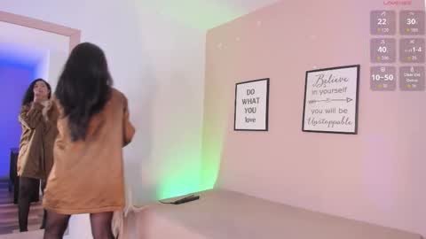 Snapshot of violetta_bold chatting on December 15, 2025, 11:14 am violetta_bold online show from December 15, 2025, 11:14 am