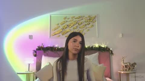 Snapshot of violetta_finch chatting on December 20, 2025, 10:11 am violetta_finch online show from December 20, 2025, 10:11 am