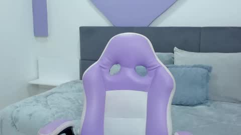 violetta online show from September 15, 2025, 10:04 am