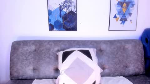 Princess Violet Valerious Follow me IGX violetvalerious online show from February 8, 2025, 3:31 pm