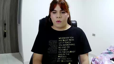 Snapshot of violettacam69 chatting on October 31, 2025, 8:59 am violettacam69 online show from October 31, 2025, 8:59 am