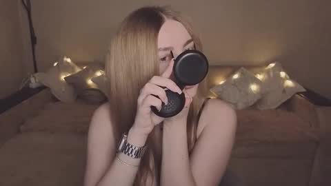 ViolettaOtis online show from November 17, 2025, 12:11 pm