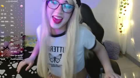 violettaswet online show from September 12, 2025, 1:49 am