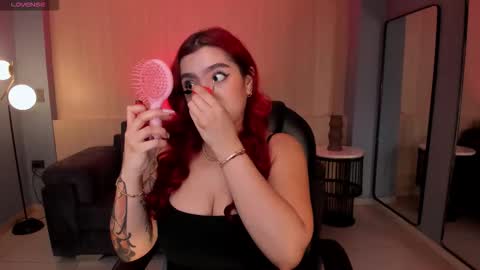 Violett Castel online show from October 30, 2025, 7:14 pm