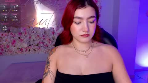 Snapshot of violettcastel chatting on February 6, 2026, 8:34 pm Violett Castel online show from February 6, 2026, 8:34 pm