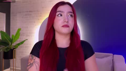 Snapshot of violettcastel chatting on March 14, 2026, 7:41 pm Violett Castel online show from March 14, 2026, 7:41 pm