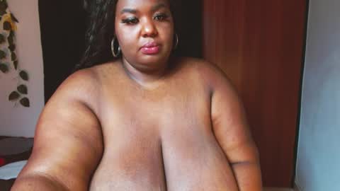 Snapshot of violette_plus chatting on December 15, 2024, 4:59 pm Call me valeria online show from December 15, 2024, 4:59 pm