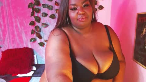 Snapshot of violette_plus chatting on February 22, 2025, 5:57 pm Call me valeria online show from February 22, 2025, 5:57 pm