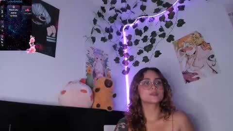 Snapshot of violetteramirez01 chatting on January 24, 2025, 10:08 pm Violette online show from January 24, 2025, 10:08 pm