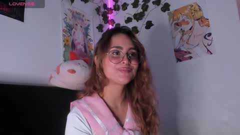 Snapshot of violetteramirez01 chatting on February 12, 2025, 8:50 pm Violette online show from February 12, 2025, 8:50 pm