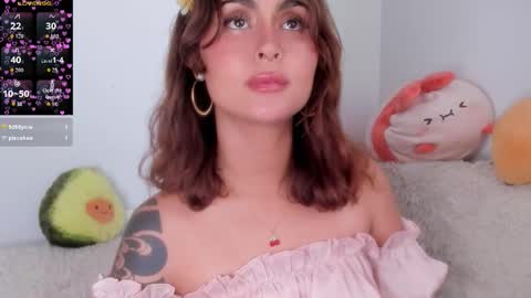 Snapshot of violetteramirez01 chatting on October 7, 2025, 5:54 pm Violette online show from October 7, 2025, 5:54 pm