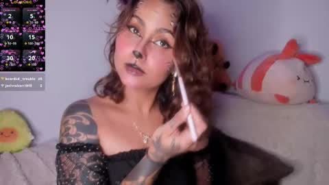 Snapshot of violetteramirez01 chatting on October 28, 2025, 1:53 am Violette online show from October 28, 2025, 1:53 am